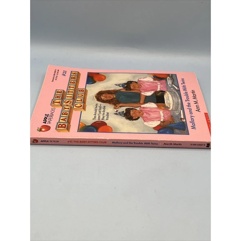 Mallory and the Trouble With Twins Ann. M Martin Babysitters Club #21